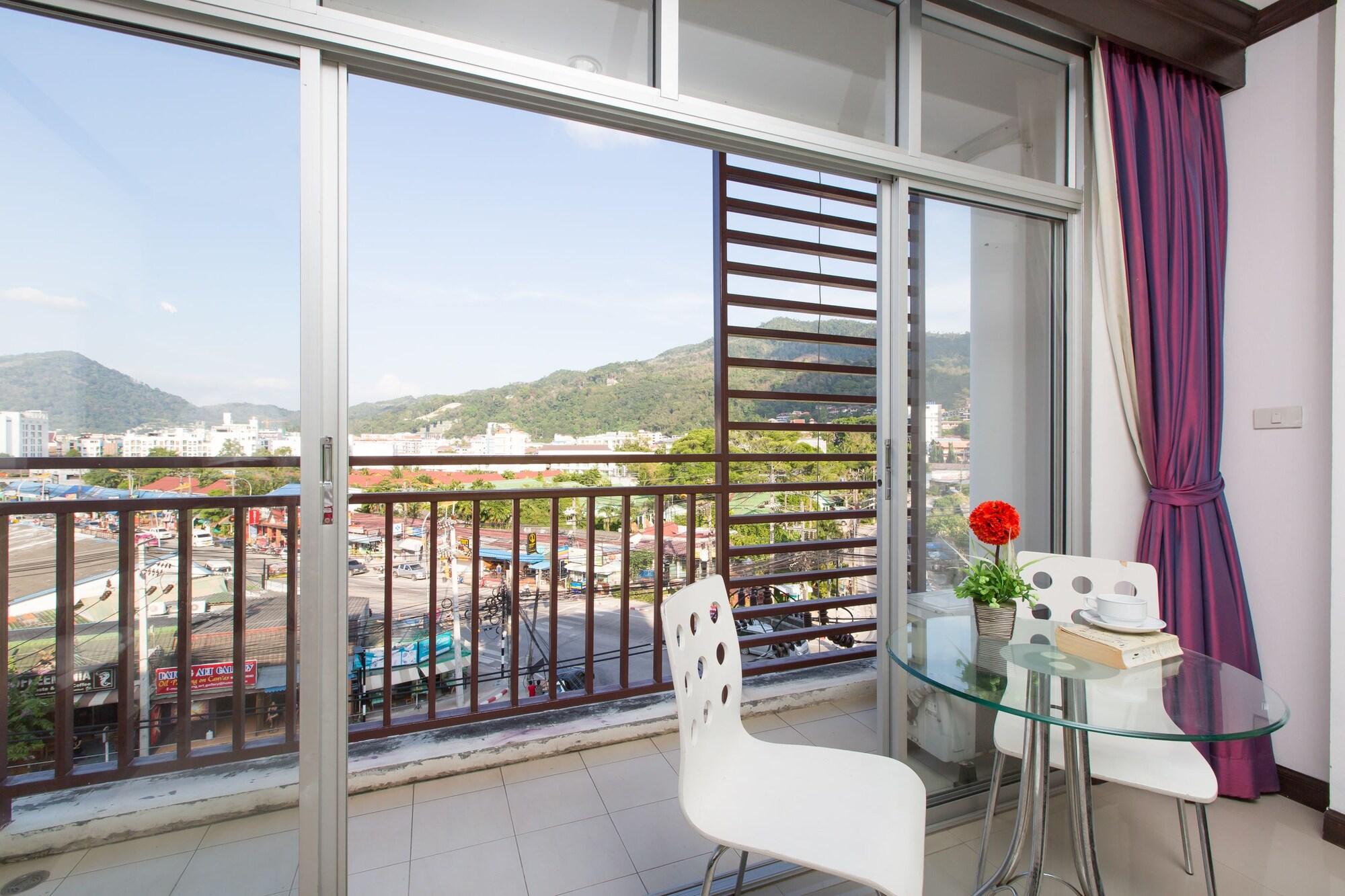 Patong Buri Hotel Exterior foto